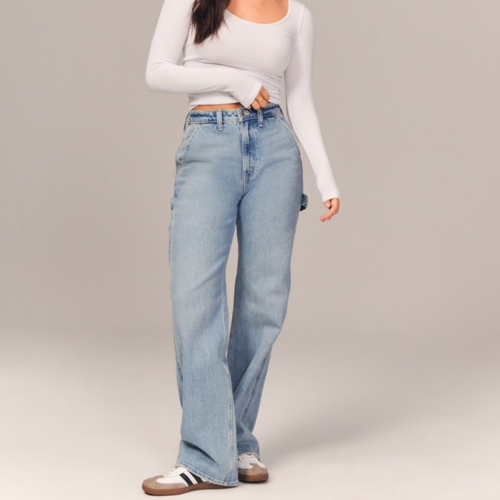 Abercrombie high rise 90s loose carpenter jeans
